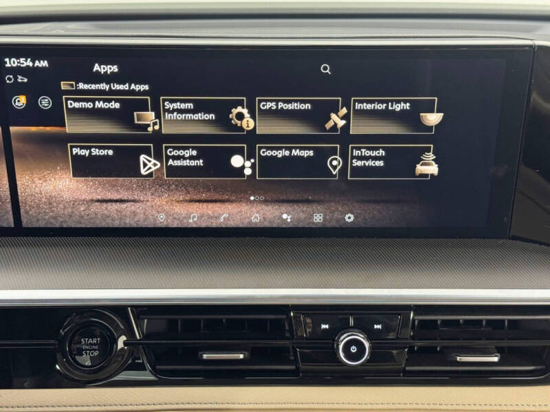 2025 Infiniti QX80 Pure