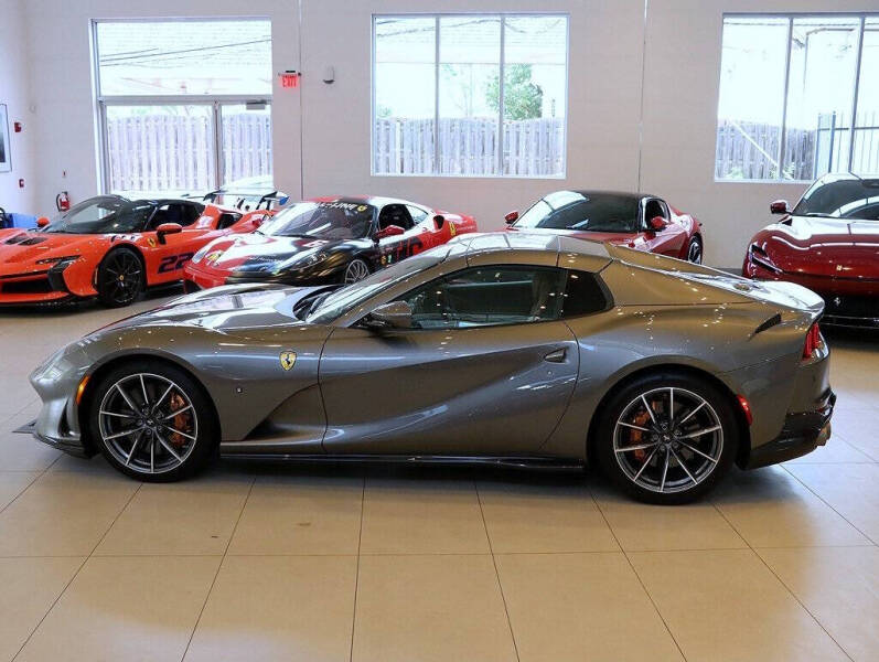 2021 Ferrari 812 GTS