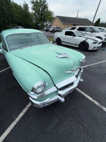 1953 Kaiser Manhattan