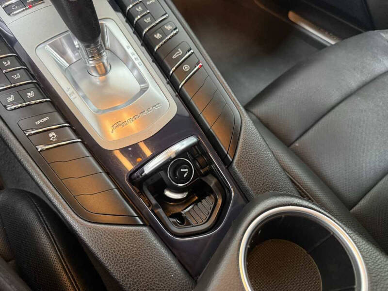 2012 Porsche Panamera