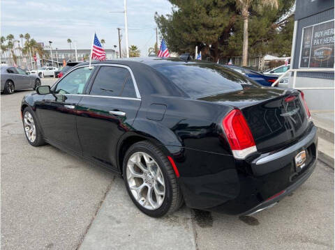 2016 Chrysler 300 C Platinum