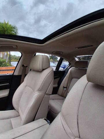 2012 BMW 7 Series 740i