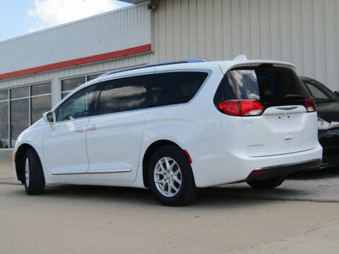 2020 Chrysler Pacifica Touring L