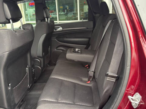2019 Jeep Grand Cherokee Laredo E