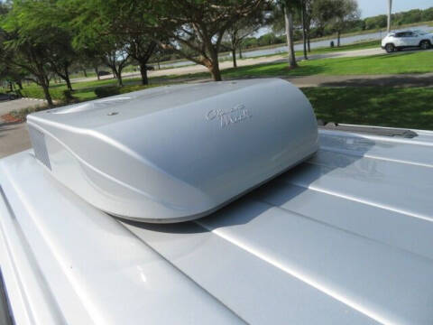 2017 GMC Savana 2500