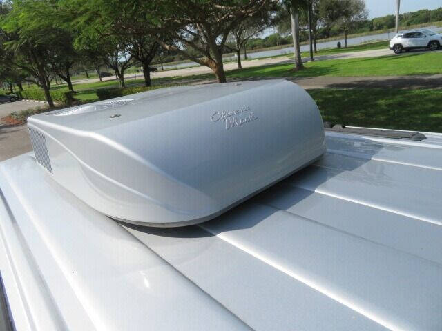 2017 GMC Savana 2500