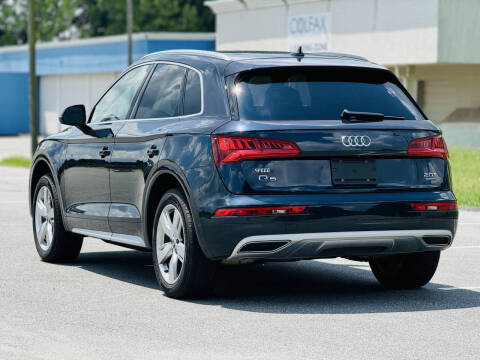 2018 Audi Q5 2.0T quattro Premium Plus