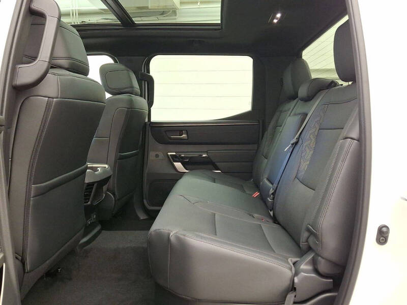 2025 Toyota Tundra Limited HV