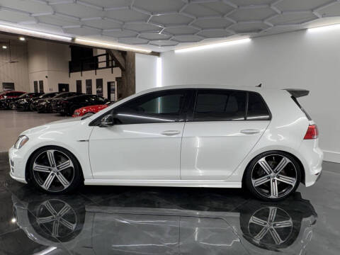 2016 Volkswagen Golf R 4Motion