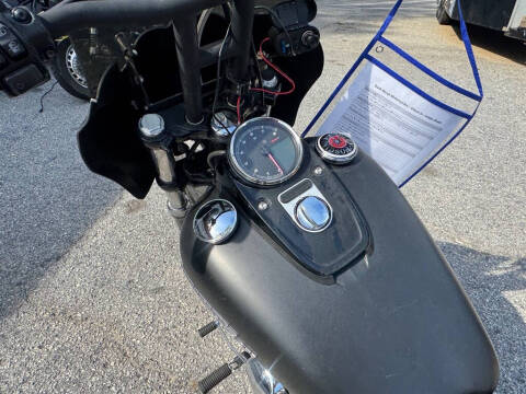 2017 Harley-Davidson FXDF103 -