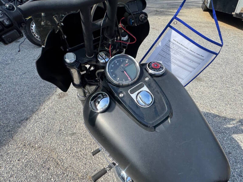 2017 Harley-Davidson FXDF103 -