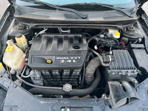 2011 Chrysler 200 Touring