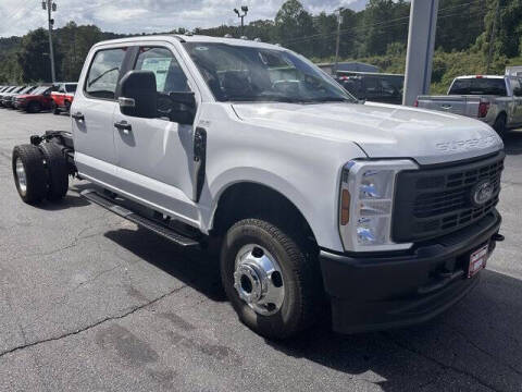 2025 Ford F-350 Super Duty XL