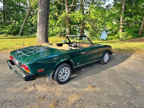 1982 FIAT 124 Spider