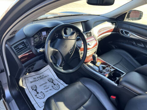 2015 Infiniti Q70 3.7