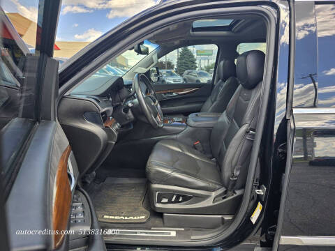 2017 Cadillac Escalade Luxury