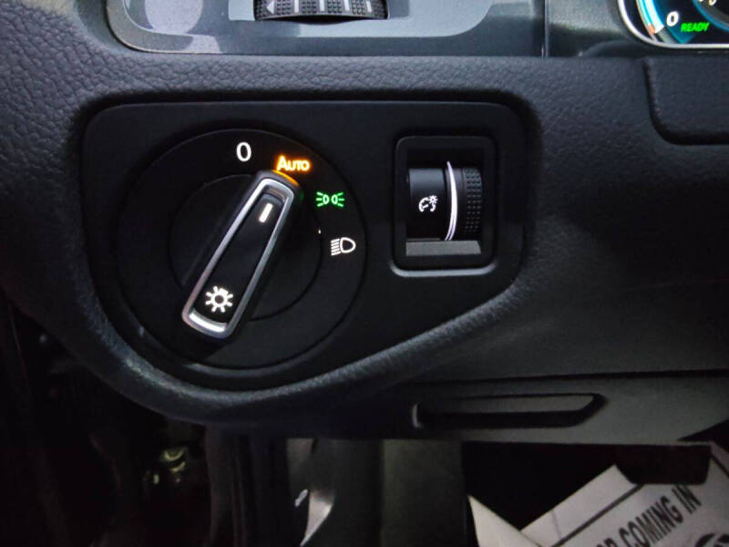 2019 Volkswagen e-Golf SEL Premium