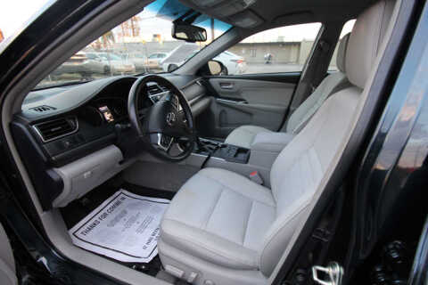 2016 Toyota Camry Hybrid