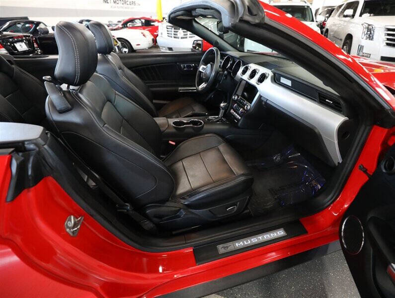 2017 Ford Mustang EcoBoost Premium