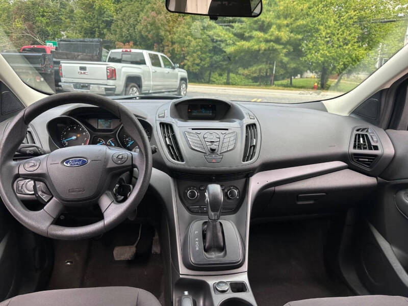 2013 Ford Escape S