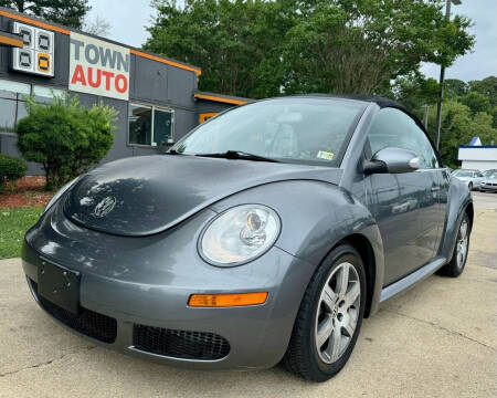 2006 Volkswagen New Beetle Convertible for sale at Town Auto in Chesapeake VA