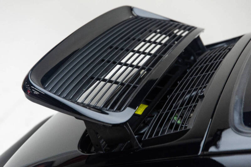 1991 Porsche 911 Carrera 2