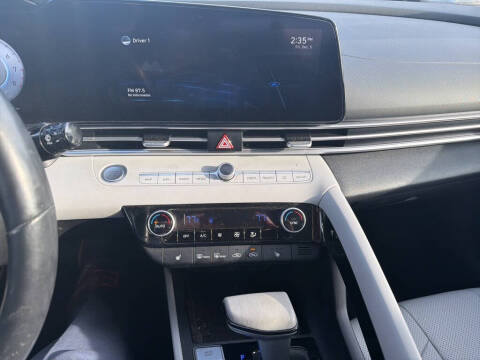 2022 Hyundai Elantra