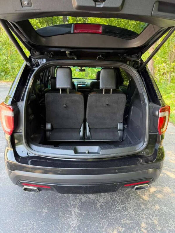2016 Ford Explorer Sport