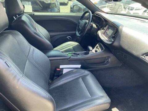 2018 Dodge Challenger SXT