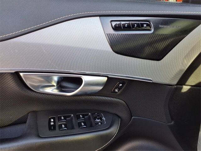 2019 Volvo XC90 T5 R-Design