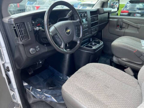 2023 Chevrolet Express LS 2500