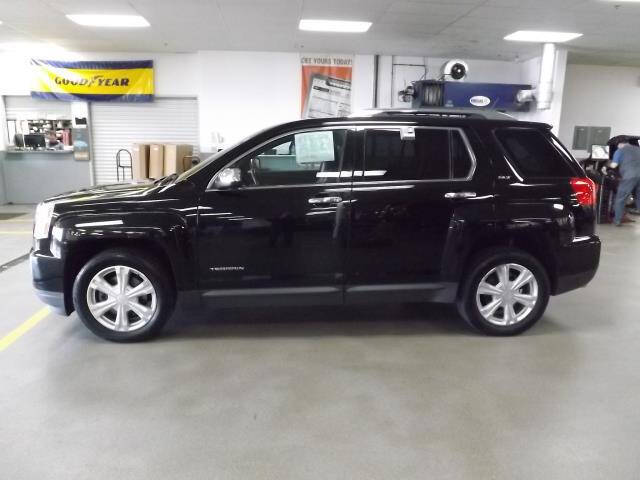 Used 2017 GMC Terrain SLT with VIN 2GKFLUEK5H6177718 for sale in Platteville, WI