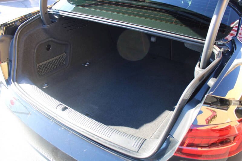 2019 Audi A4 quattro Premium Plus 45 TFSI