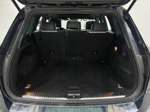 2017 Volkswagen Touareg Wolfsburg