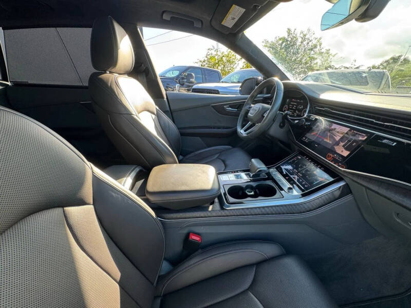 2019 Audi Q8 quattro Prestige 55 TFSI