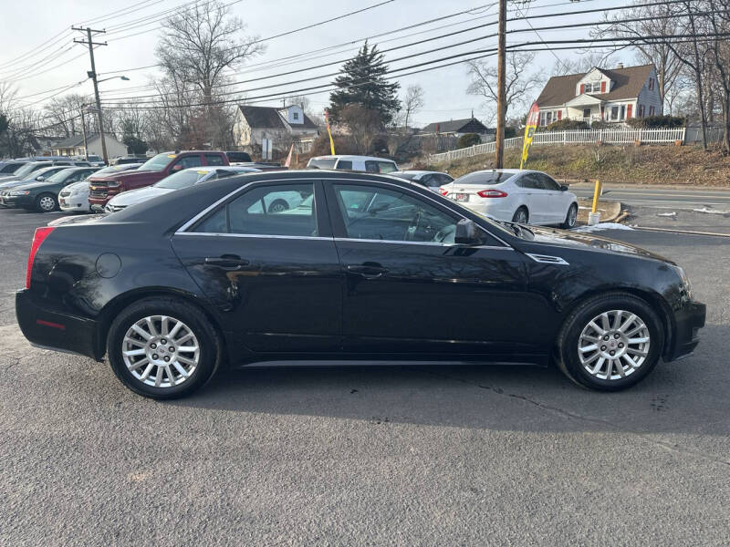 2010 Cadillac CTS Base photo 4