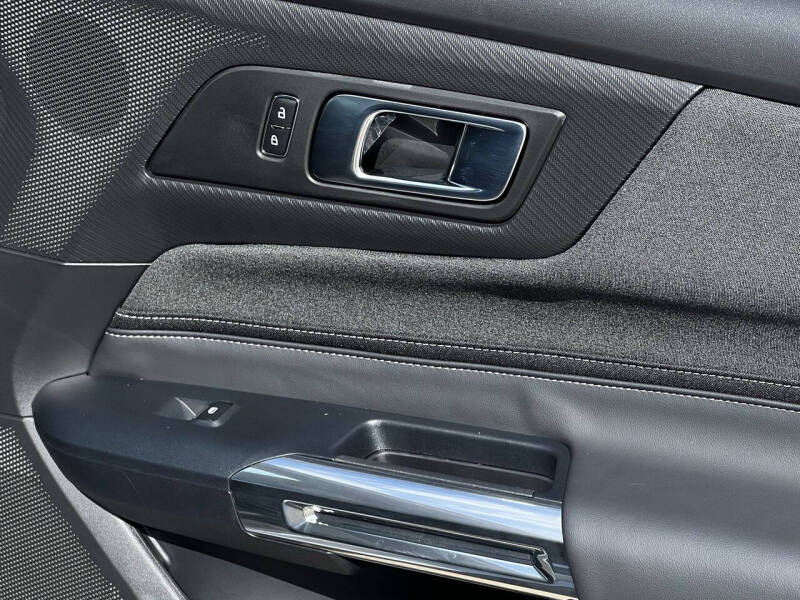 2025 Ford Mustang EcoBoost