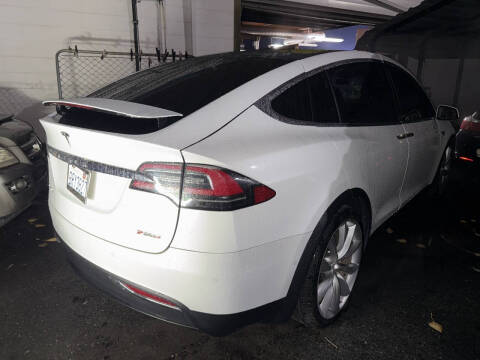 2016 Tesla Model X P90D