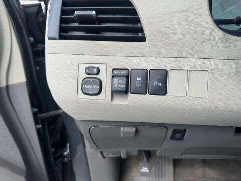 2013 Toyota Sienna