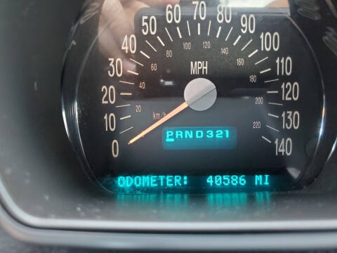 2004 Chevrolet SSR LS