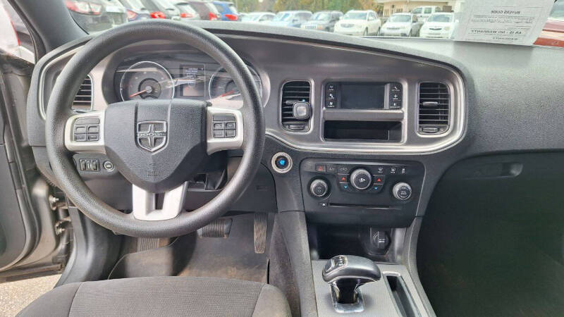 2012 Dodge Charger SE