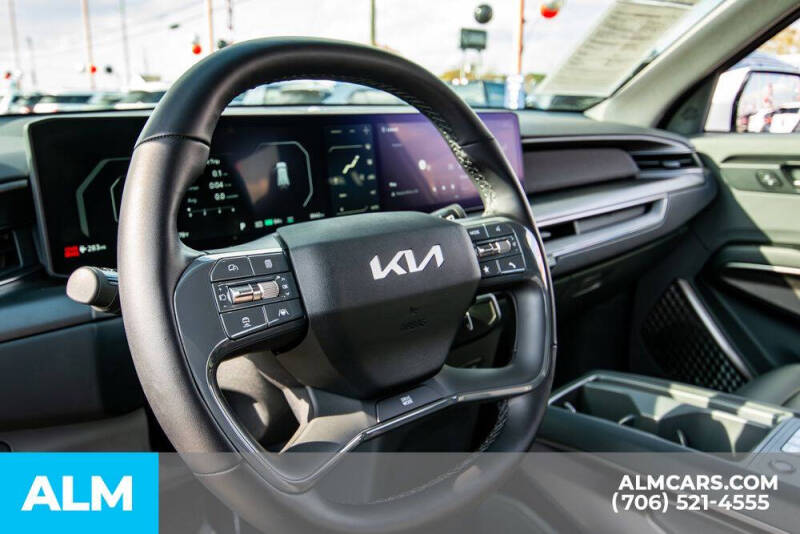 2024 Kia EV9 Light Long Range