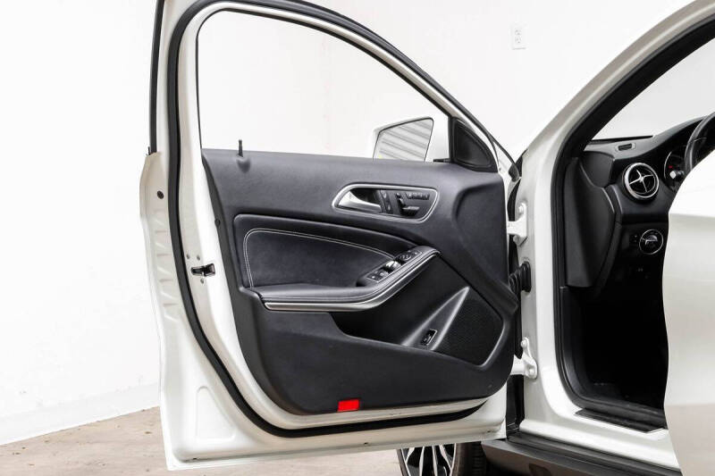 2016 Mercedes-Benz GLA GLA 250