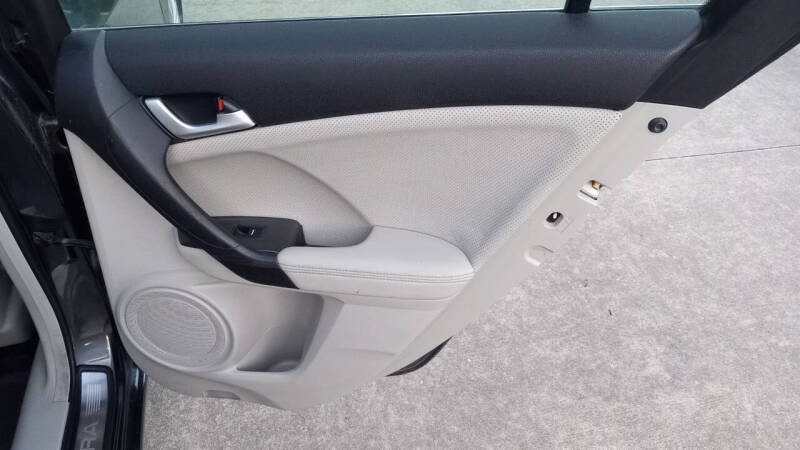 2011 Acura TSX V-6 w/Tech