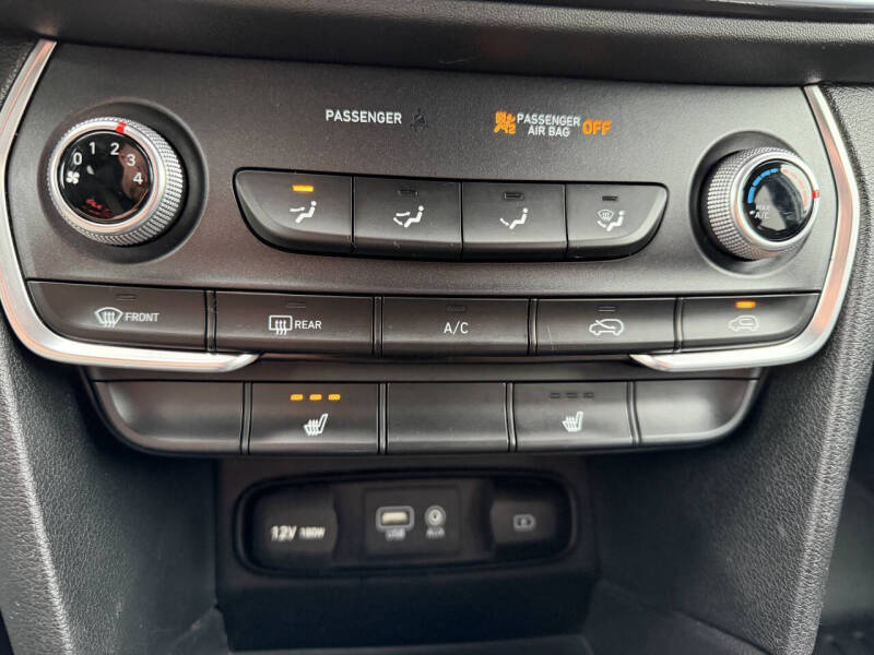 2019 Hyundai Santa Fe SEL 2.4L