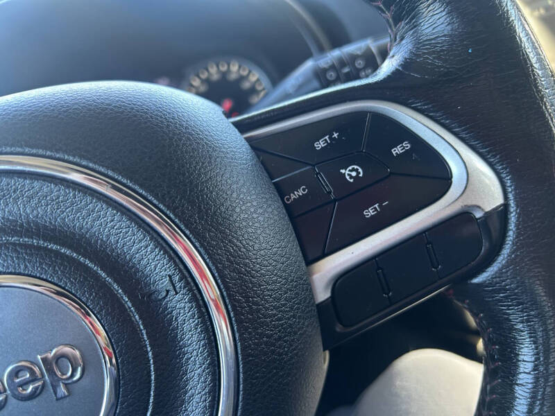 2015 Jeep Renegade Trailhawk