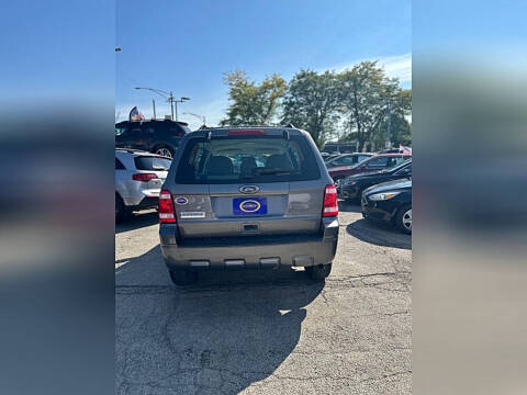 2011 Ford Escape XLS