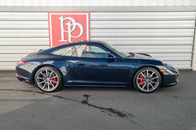 2018 Porsche 911 38
