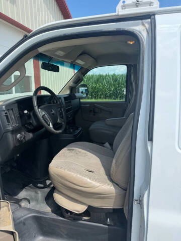 2017 GMC Savana 2500