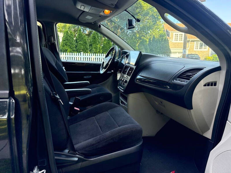 2013 Dodge Grand Caravan SE